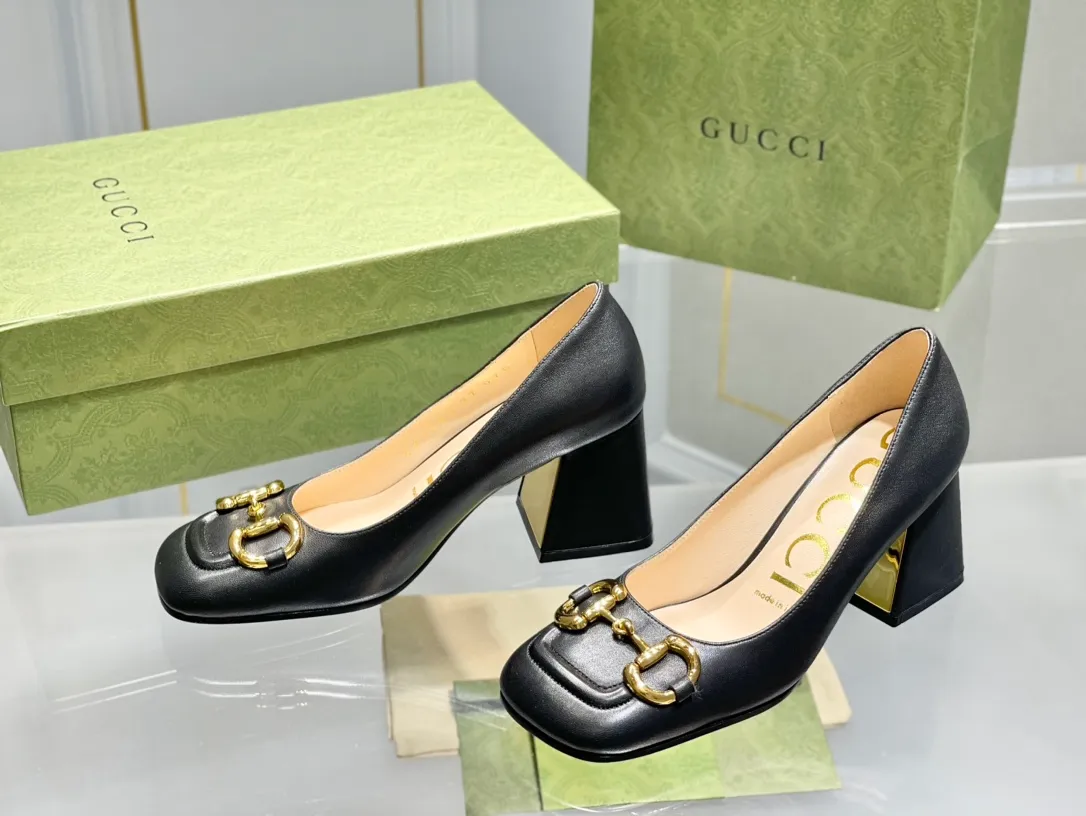 👟👟Ex-factory price 480👟👟 2023 latest upgraded version 〰️GUCCi Gucci 🆕2023 early spring new style horsebit ugly thick heel shoes/sandals Heel height: 7.5CM Outsole: Italian leather sole Size: 35-39 (34.40.41 non-refundable)